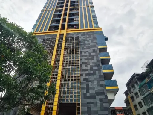 ขาย คอนโด เดอะทรี สุขุมวิท 71-เอกมัย Ekkamai 2 ห้องนอน 2 ห้องน้ำ ทำเลดี น่าลงทุน อย่าช้า!!
