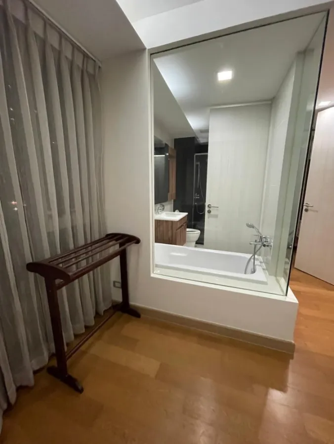 ขาย คอนโด Via 31 ชั้น 5 ห้องกว้างขวางอยู่สบาย มาพร้อมเตียงใหญ่นอนสบาย ห้ามพลาดเด็ดขาด
