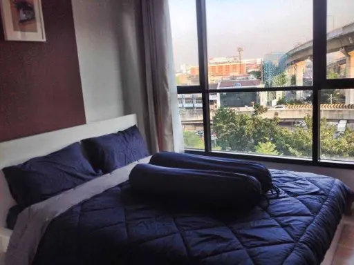 Condo for rent, The Base Rama 9 - Ramkhamhaeng, can carry the bag and move in. fully furnished room