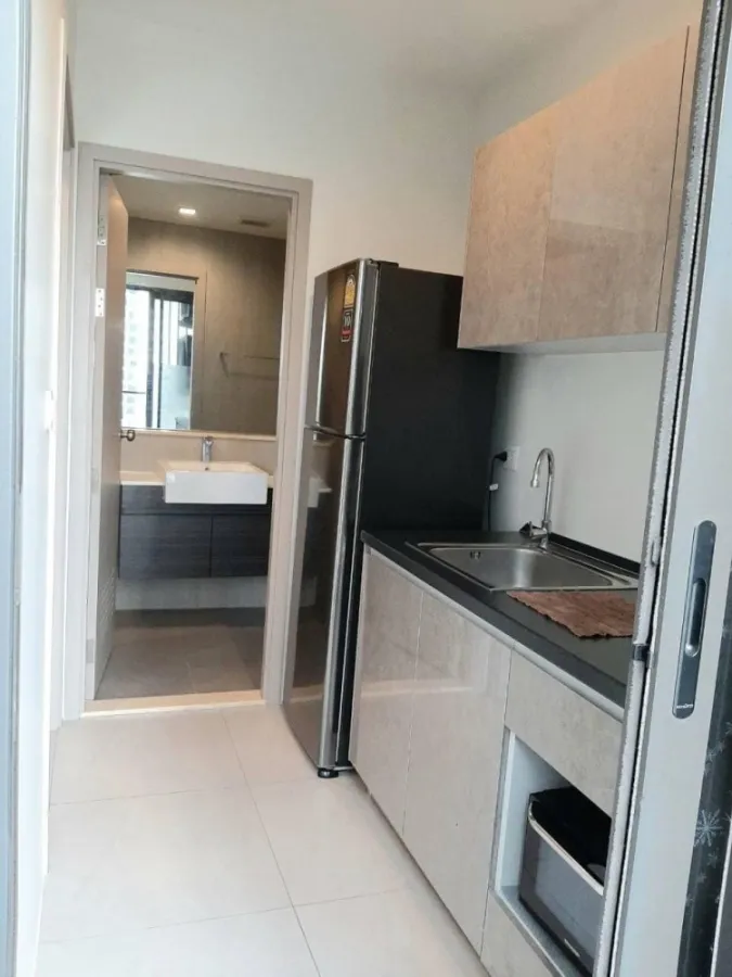 For rent, The Politan Aqua, nice room, river view, thick and soft sofa, wow price, hurry to book now.