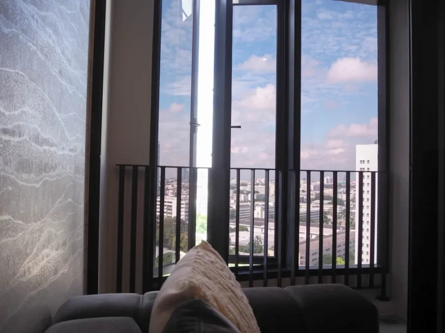 Condo for sale /rent, Ideo Q Victory, fully furnished room. Affordable price! hurry up