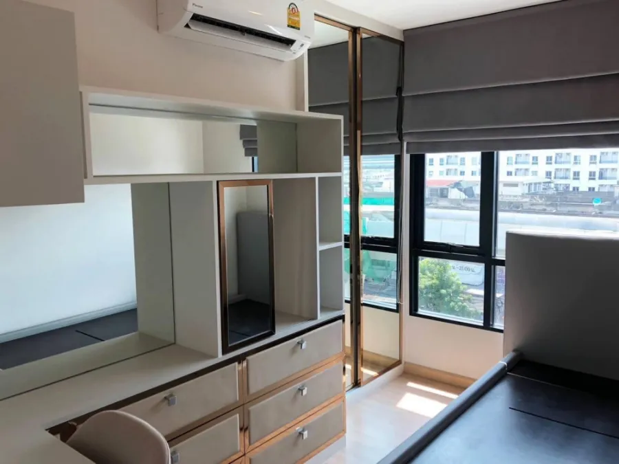Sell / rent Knightsbridge Sky City Saphan Mai, corner room, beautiful decoration, elegantly built-in furniture, book quickly.