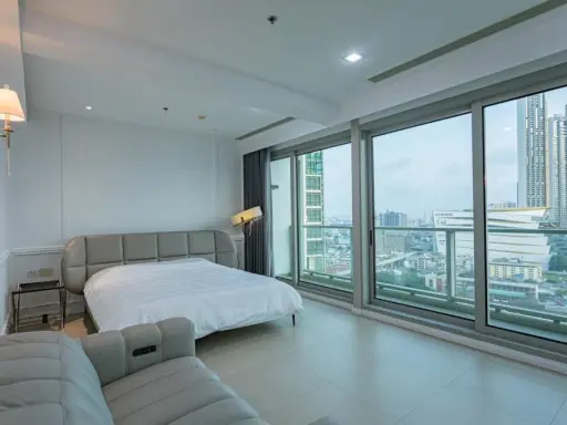ให้เช่า เดอะ ริเวอร์ ห้องนอนใหญ่ วิวแม่น้ำเจ้าพระยาสวยมากๆ เฟอร์นิเจอร์จัดเต็ม จองแล้วไม้ผิดหวังจ้า