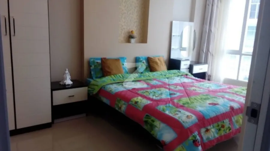 Sale CC Condominium 1 (Central Pattaya), room on the pool side, very beautiful view, new room, clean, fully furnished, book now!