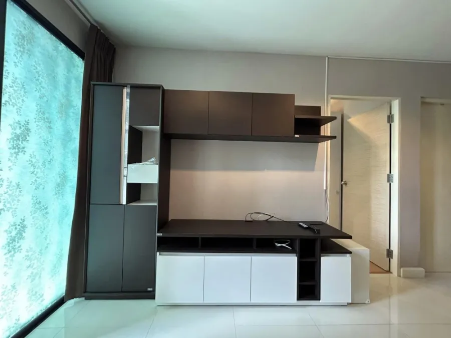 For sale: Metro Sky Ratchada, 3rd floor, pool view, fully furnished, reserve now, don't miss out, hurry!