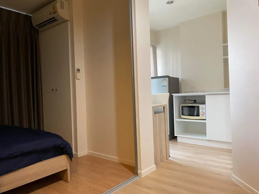 For sale, Lumpini Ville On Nut-Pattanakarn, 8th floor, Building A, partition room, fully furnished, ready to move in immediately. Reserve now.