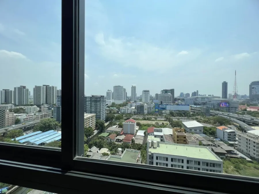 For Rent Condo Ideo Rama 9 - Asoke, ready to move in room Complete facilities Hurry up to move to reserve now.
