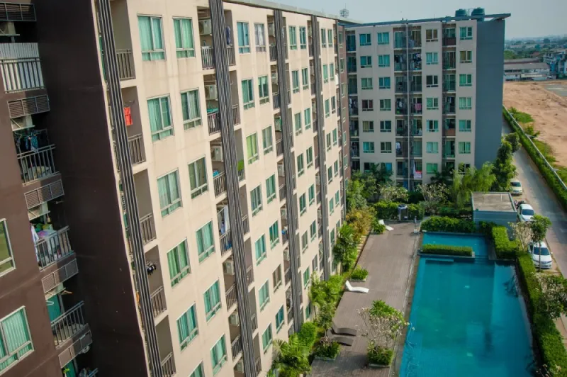 ขาย/เช่า ด่วน!! คอนโด ไอริส แอเวนิว อ่อนนุช – วงแหวน ใกล้สนามบินสุวรรณภูมิ วิวสระว่ายน้ำ จัดเต็มเครื่องใช้ไฟฟ้า ห้ามพลาด!!