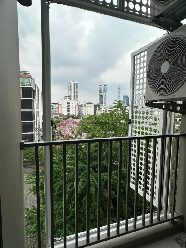 ให้เช่า Groove Vibes Ladprao 18 คอนโด Duplex Loft เพดานสูง โปร่ง โล่ง หน้าต่างหันทิศเหนือ แดดไม่แรง ห้องไม่ร้อน