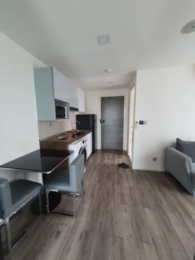 ขาย MODIZ รัชดา 32 ห้องมุม ชั้นบนสุด วิวโล่ง ไม่มีตึกบัง คอนโดแต่งครบ Fully Furnished พร้อมอยู่