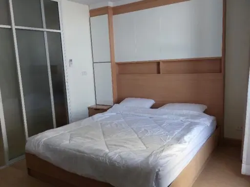 Condo for rent, Supalai Place Sukhumvit 39, spacious room, 17th floor, beautiful view, full facilities, book now.