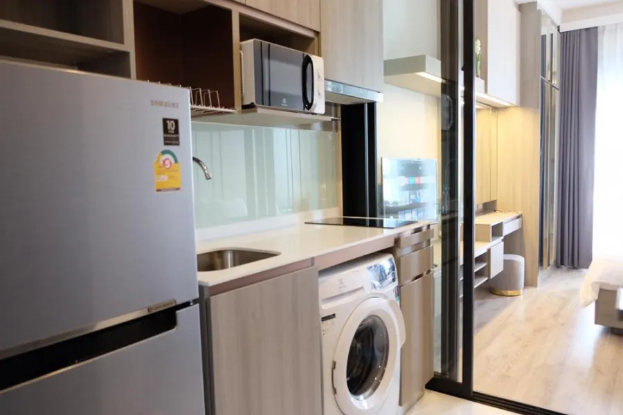 Condo for rent, Knightsbridge Prime On Nut, 18th floor, beautiful room, ready to move in, convenient to travel, don't wait!