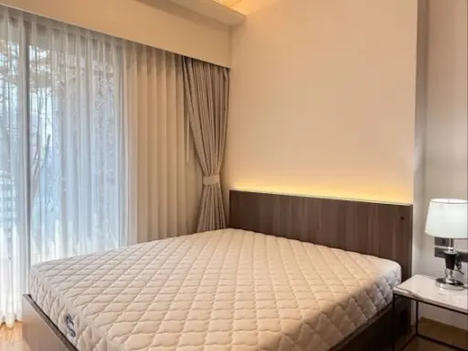 For rent: Siamese Exclusive Sukhumvit 31, 2 bedrooms, spacious living area, and exclusive private lift. Book now! images