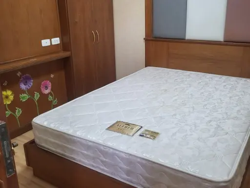 ปล่อยเช่า รัชดาซิตี้ 18 ห้องแต่งเรียบง่าย พร้อมอยู่ เฟอร์นิเจอร์ครบชุด พร้อมครัวแยก ดีแบบนี้จองเลย