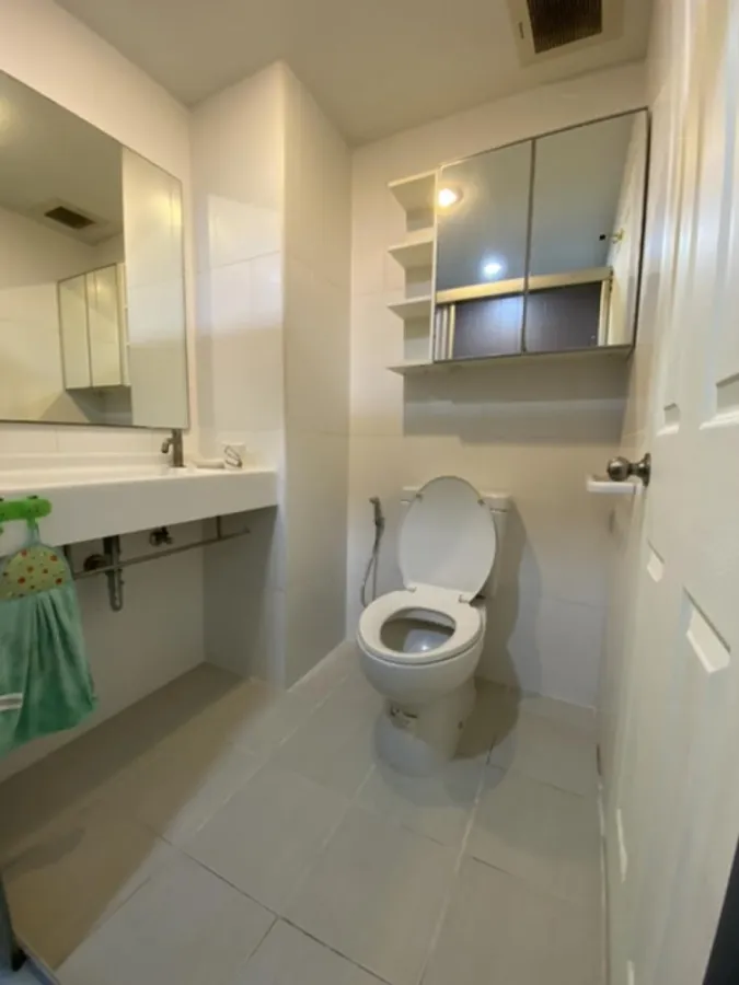 For rent!! Condo U Delight @ On Nut Station, 10th floor, pool view. Fully furnished Ready to move in!!