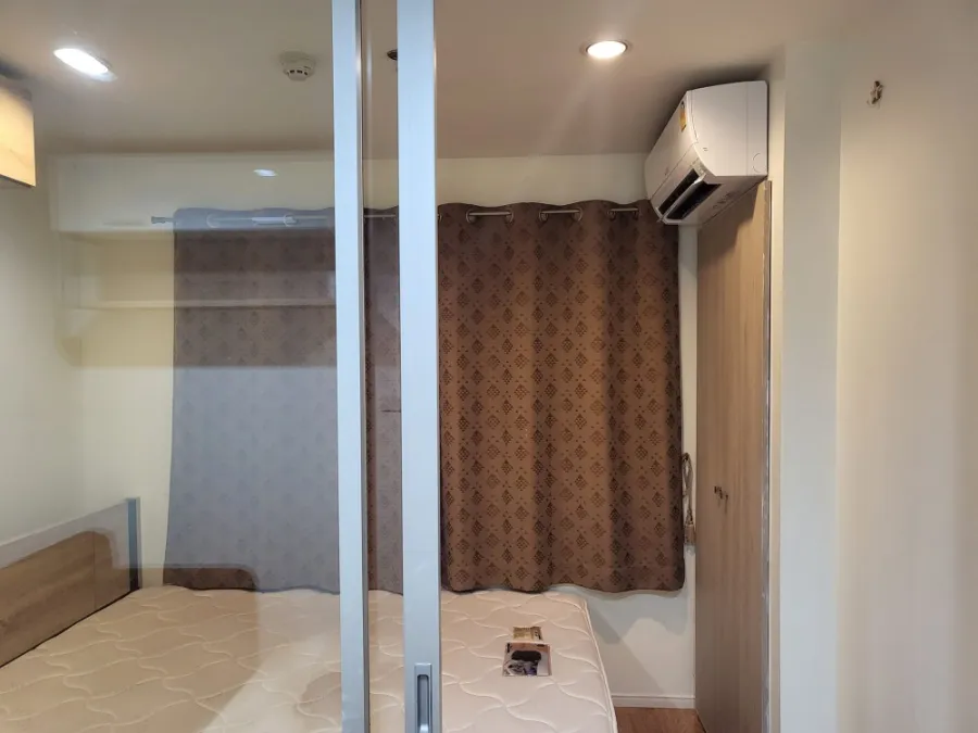 For rent, Lumpini Park Petchkasem 98, fully furnished room, 19th floor, clear view, good price, I can tell you that you have to reserve it.