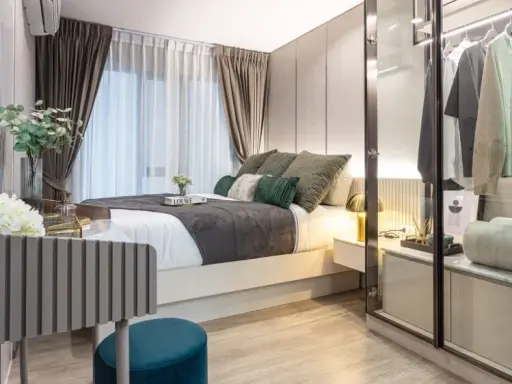 Condo for sale, Regent Home Wutthakat, corner room, special room plan, high floor, open view, hurry and reserve.