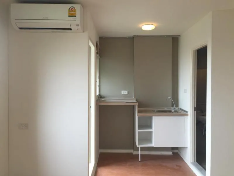 Condo for rent Lumpini Mixx Thepharak - Srinakarin, 1 bedroom, 1 bath, empty room, 7th floor, good view, cheap, book now