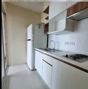 For sale: The Parkland Srinakarin Lakeside, empty room, 11th floor, corner room, beautiful view, reserve now, don't miss out.