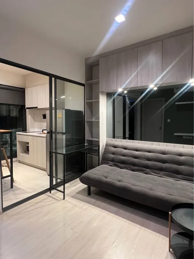 ให้เช่า Life Sukhumvit 48 ห้องพร้อมอยู่ เฟอร์ เครื่องใช้ไฟฟ้าครบครัน มาแต่ตัวเข้าอยู่ได้เลย อย่าพลาด