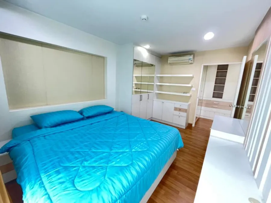 For rent, The Aree condominium, fully furnished, electrical appliances Near BTS Ari, don't miss it.