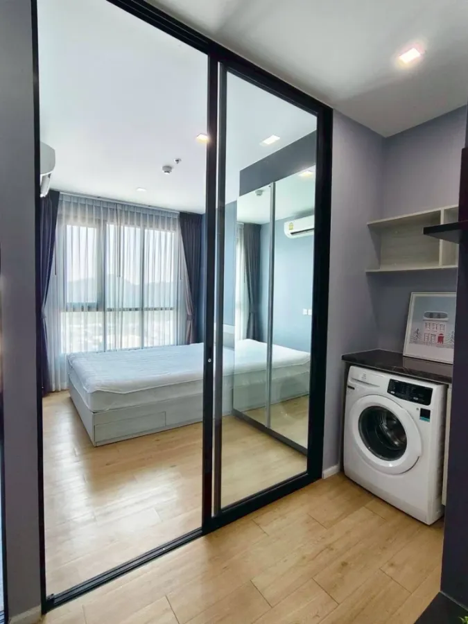 For rent: Notting Hill Leamchabang. A lovely room with beautiful city views from a high floor. Great location. Don't miss out!