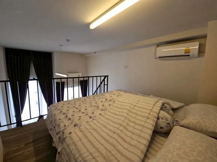 Blossom condo @fashion for rent, Duplex unit, 14th floor, motorway view, fully furnished. Book now!