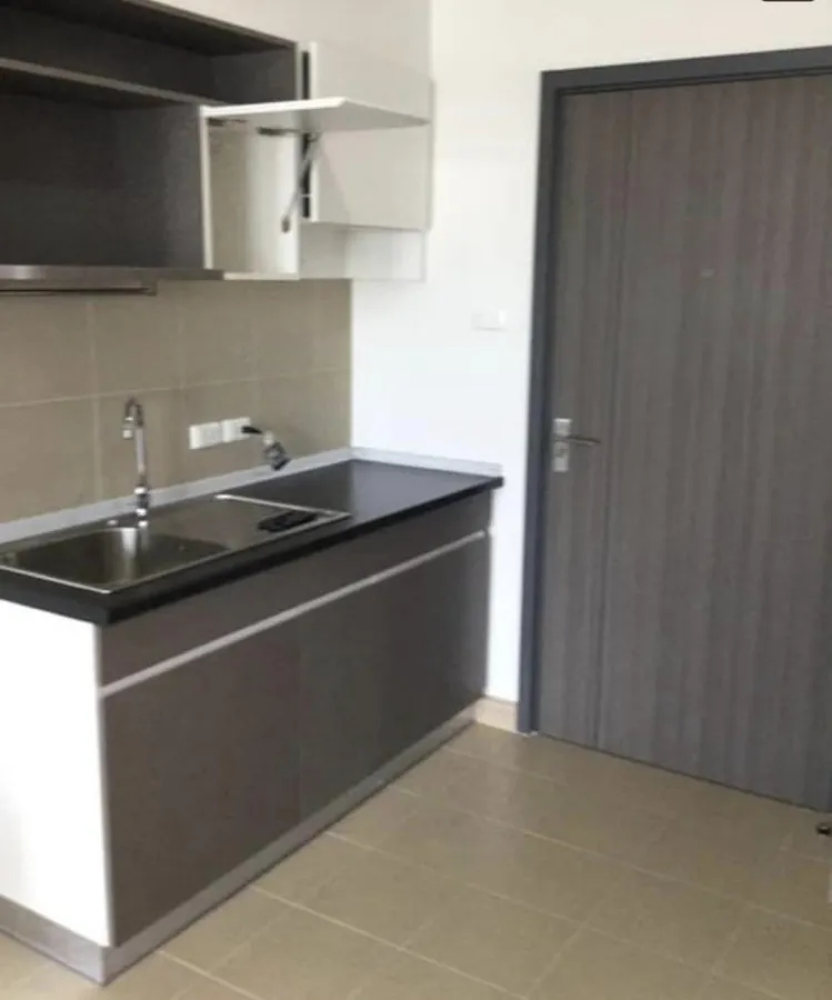 For sale: Supalai Veranda Phasi Charoen Station condo, high floor, studio room, fully furnished, ready for you to move in, book now.