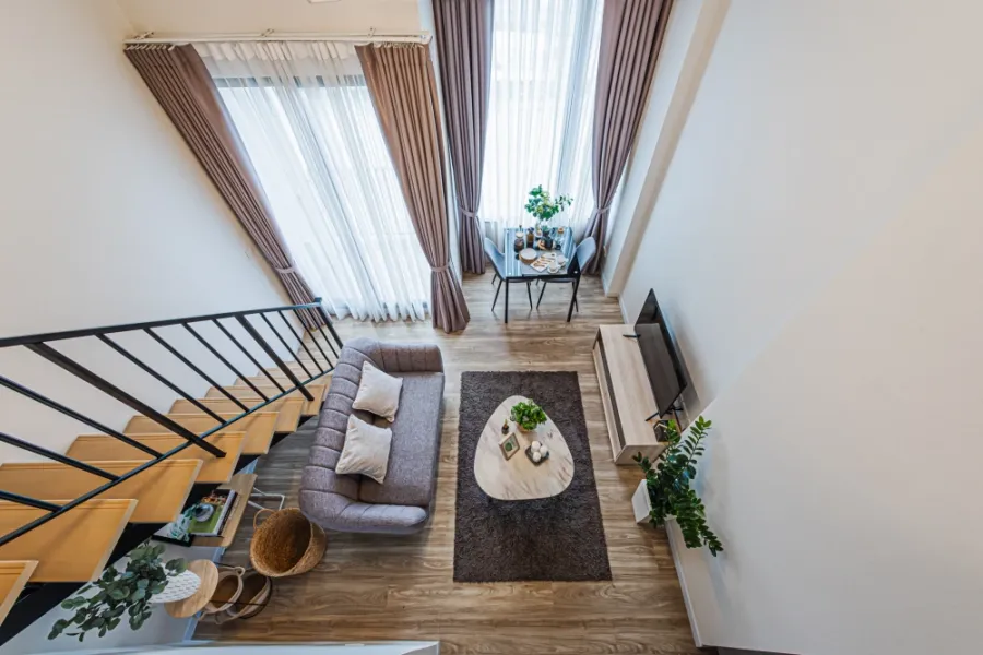 ขาย Blossom Condo @Fashion ห้องแต่งสวยสุดปัง มาพร้อมเฟอร์ครบครัน เพนดานสูง โปร่งโล่ง ห้ามพลาด