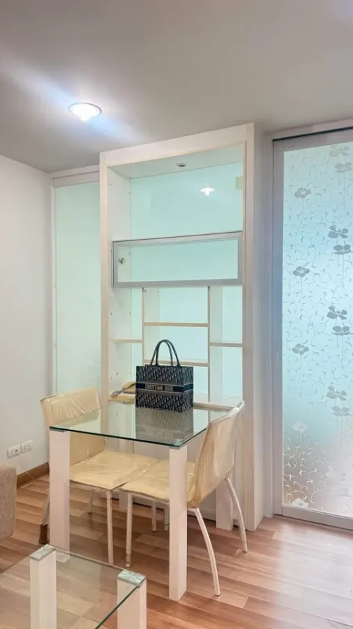 ให้เช่า Centric Scene Sukhumvit 64 ชั้น 16 ตกแต่งครบพร้อมอยู่ มีเฟอร์นิเจอร์บิลต์อิน ต้องจอง