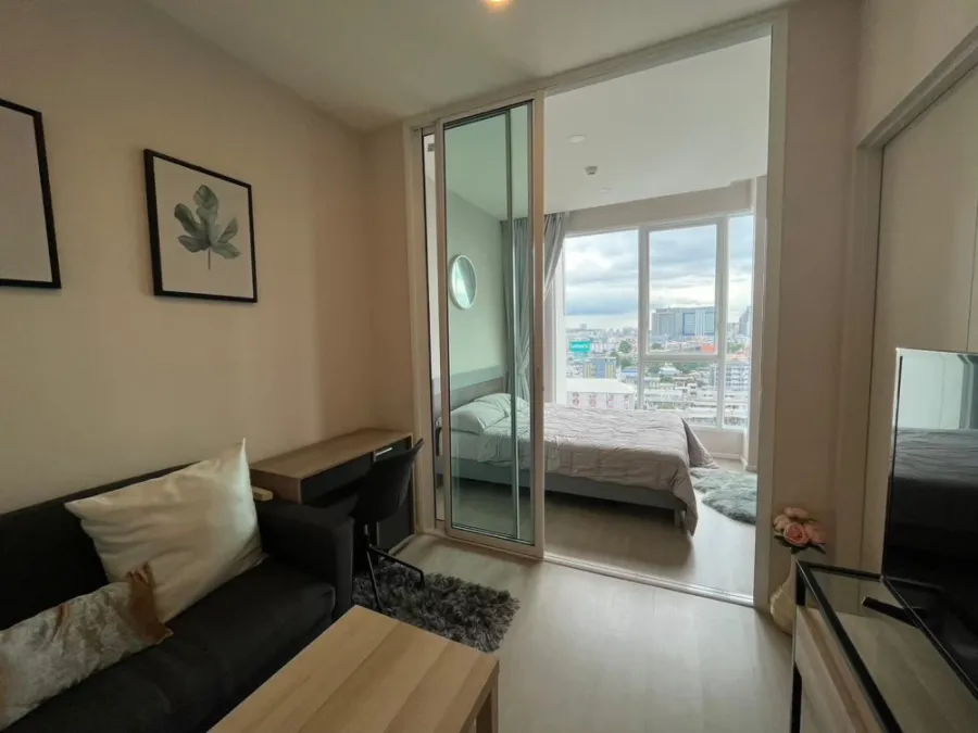 Urgent sale!! Condo De Lapis Charan 81, 21st floor, beautiful room, fully furnished, ready to move in. Reserve now!!