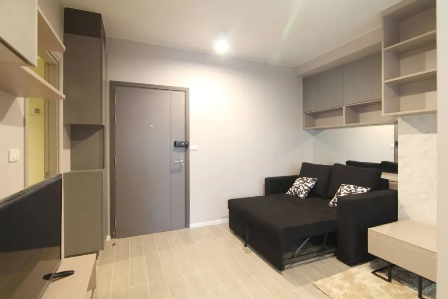 Condo for rent, Ideo Sukhumvit 93, the room is not hot, the furniture is build in, the price is tangible, hurry up.