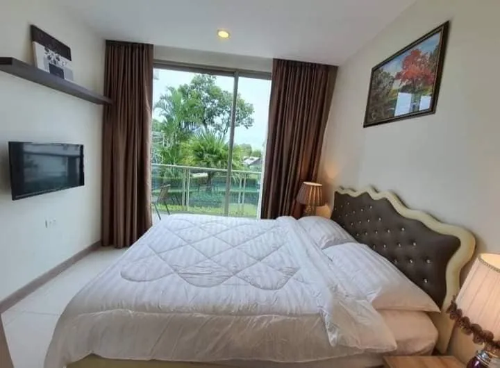 For rent, The Riviera Wongamat Beach (North Pattaya), simple decorated room, nice to live in, fully furnished, book now.