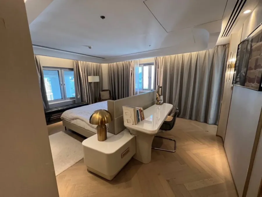 ขาย Le Raffine sukhumvit 24 ห้องใหญ่มาก มีสระว่ายน้ำส่วนตัวที่ห้อง บรรกาศเหมือนอยู่บ้าน ซื้อแล้วเข้าอยู่ได้เลย