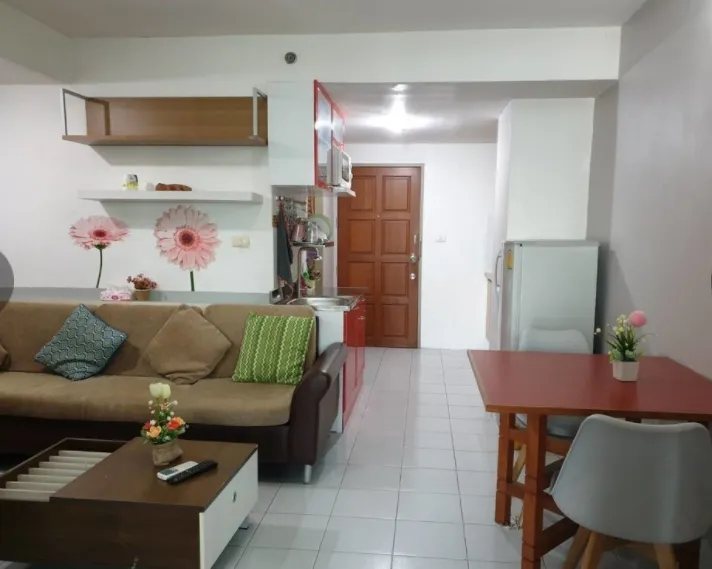 Condo for sale Supalai Park Phaholyothin 21, separate rooms. Good for heart like this. Hurry up.
