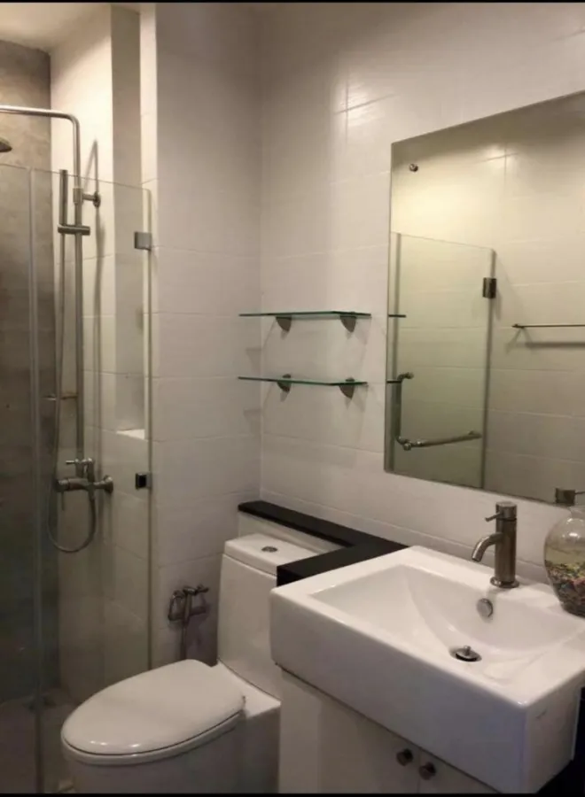 ปล่อยเช่า Ideo Condo รัชดา ห้วยขวาง เฟอร์นิเจอร์พร้อมเข้าอยู่ ได้ความสูงพอดี ห้องกว้างมากๆ ต้องจอง