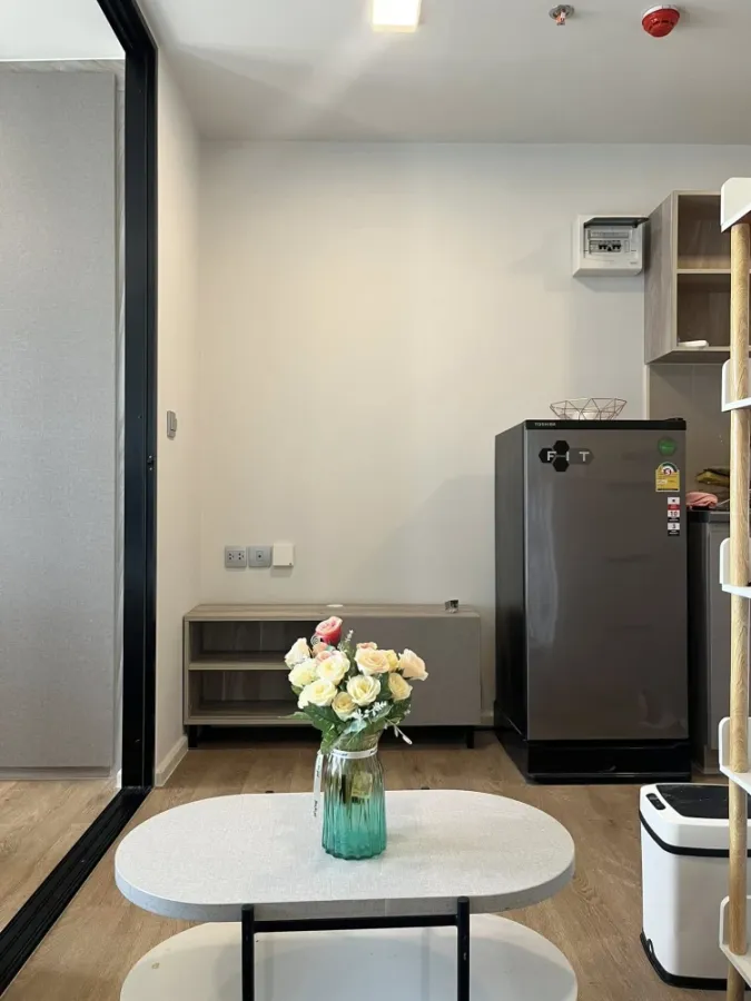 For rent: Kave TU, 6th floor, fully furnished room, ready to move in. Interested? Hurry and book now. Don't miss out!