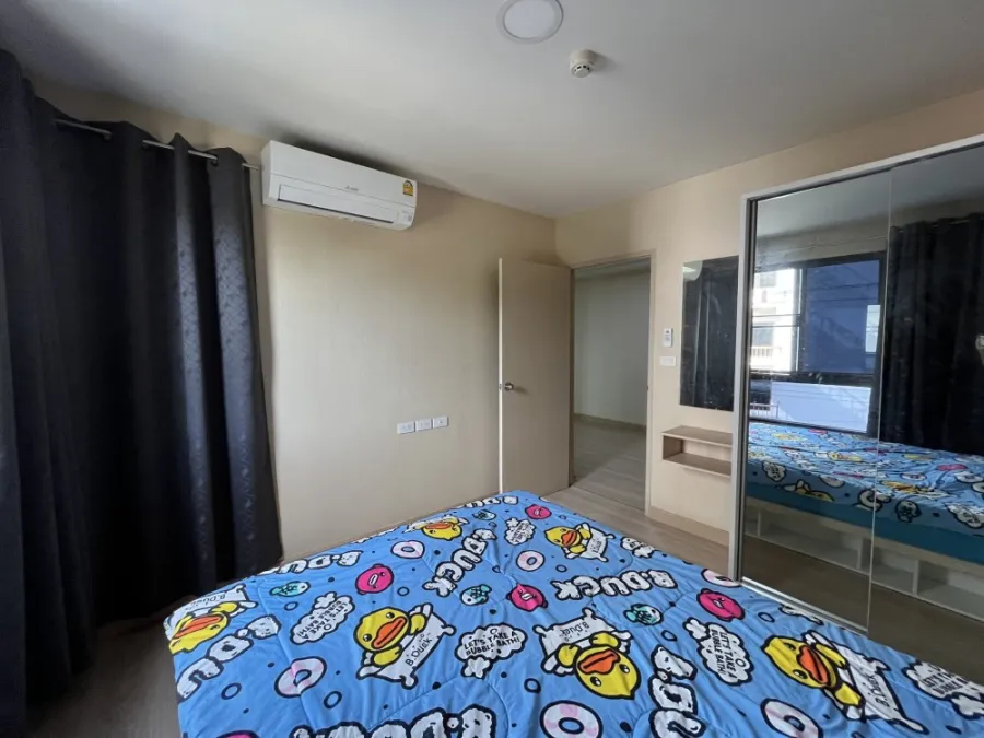For rent, The Revo Lat Phrao 48, the room is divided into proportions, nice to live in, clean, pleasing to the eye, already comfortable. Reserve now.