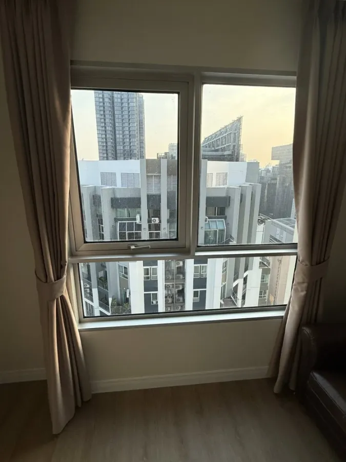 ให้เช่า Belle Grand Rama 9 ห้องพร้อมอยู่ ชั้นสูง เฟอร์พร้อม ห้องกว้างอยู่สบาย จองเลย