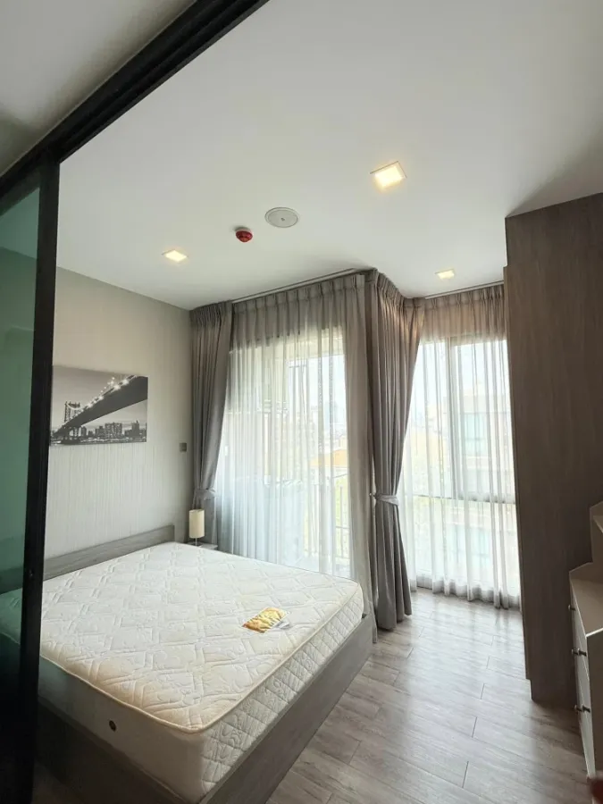 ให้เช่า คอนโด Brown Condo รัชดา32 ห้องน่าอยู่ ติดวอลเปเปอร์อย่างดี ราคากันเอง จองเลย