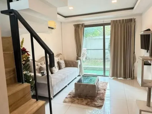ให้เช่า ลากูน่า บีช รีสอร์ท 2 (จอมเทียน) แบบ Loft style ขั้น 1 วิวสวน พร้อมเฟอร์อย่างดี รีบจองเลย
