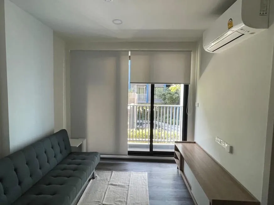 Selling The origin Onnut, separating the glass from the kitchen and the bedroom. Nicely decorated, fully furnished, book now.