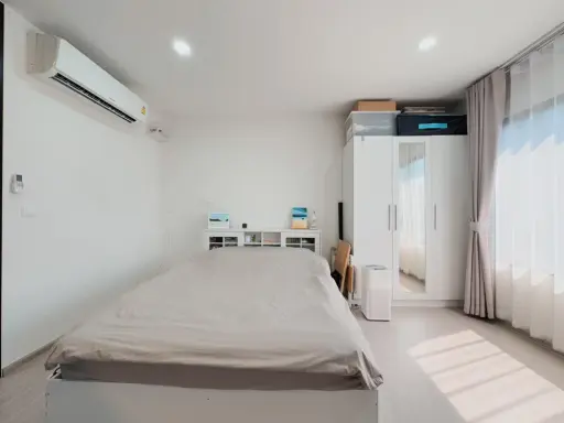 For sale: Aspire Sukhumvit-Onnut, One Bed Plus style, brightly decorated, fully furnished, with appliances. Reserve now. images