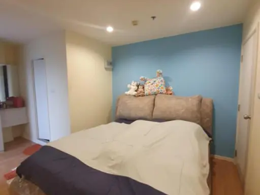 Urgent sale, Condo Lumpini Ville Ramkhamhaeng 60/2, large room, high floor, city view, ready to move in, this price cannot be found. images