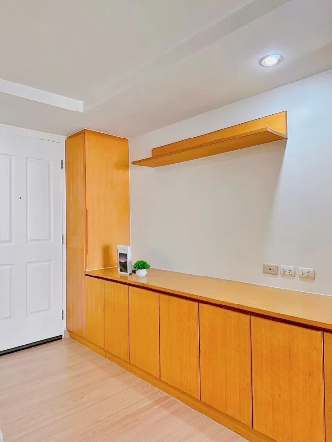 Sale Happy Condo รัชดา 18 ห้อง STUDIO แต่งน่าอยู่มาก สไตล์มินิมอล มินิใจ พลาดไม่ได้แล้ว จองเลย