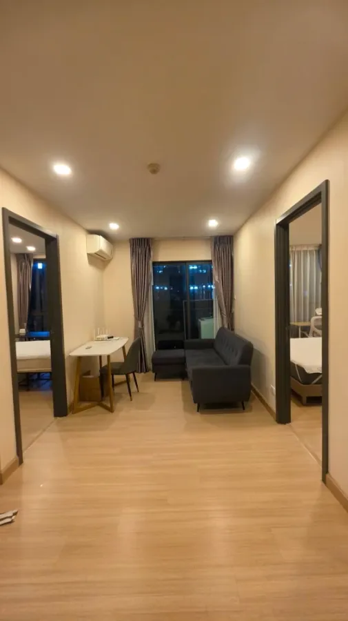 For rent sell: Supalai Prime Rama 9, corner unit. Quiet and private, like home. Spacious and comfortable. Book now!
