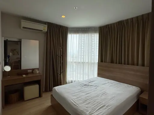 ให้เช่า ริทึ่ม สาทร ชั้น 9 วิวแม่น้ำเจ้าพระยา มาพร้อมเฟอร์และเครื่องใช้ไฟฟ้าครบ สนใจรีบจองเลย ด่วนๆ