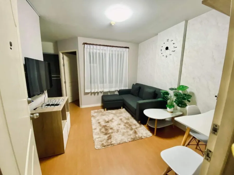 For rent, Lumpini Condo Town Rattanathibet, beautiful looking room, complete electrical appliances Hurry up to reserve now.