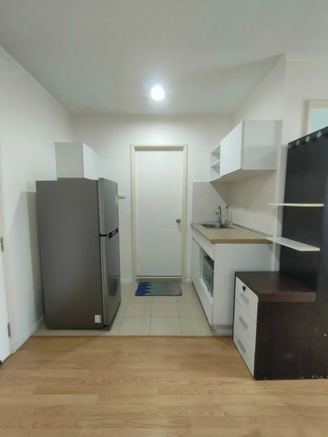 For sale, for rent, Lumpini Ville Prachachuen-Phong Phet 2, corner room, 16th floor, open and airy view. If interested, hurry and reserve quickly.