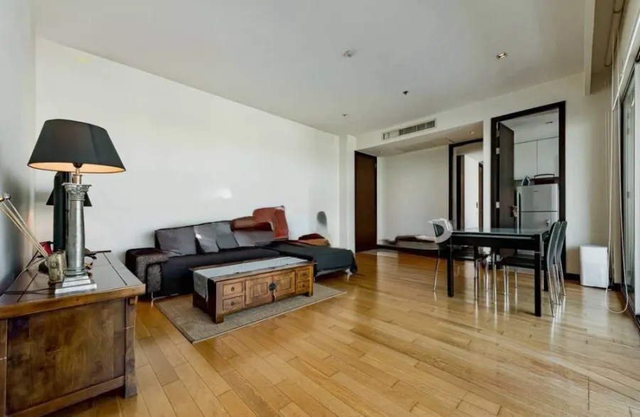 Condo for rent, The Loft Yen Akat, lots of usable space. The room is spacious and comfortable. You can't miss it.